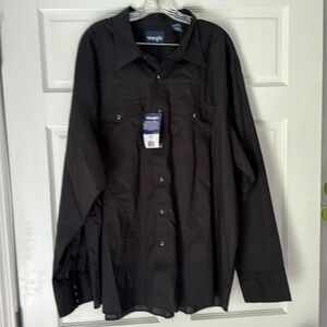 NWT men’s size 3X classic fit Wrangler classic long sleeve shirt